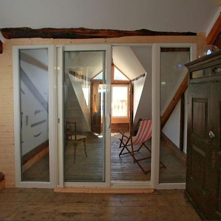 Le Gite Des Faucons Buitenkant foto