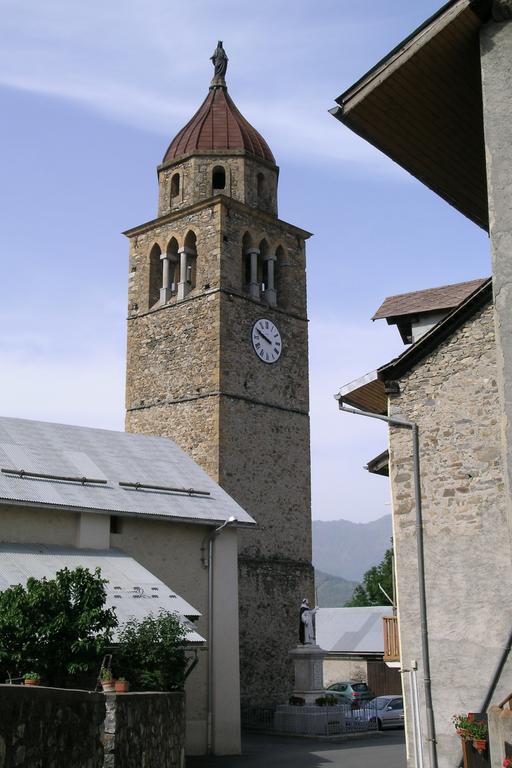 Le Gite Des Faucons Buitenkant foto
